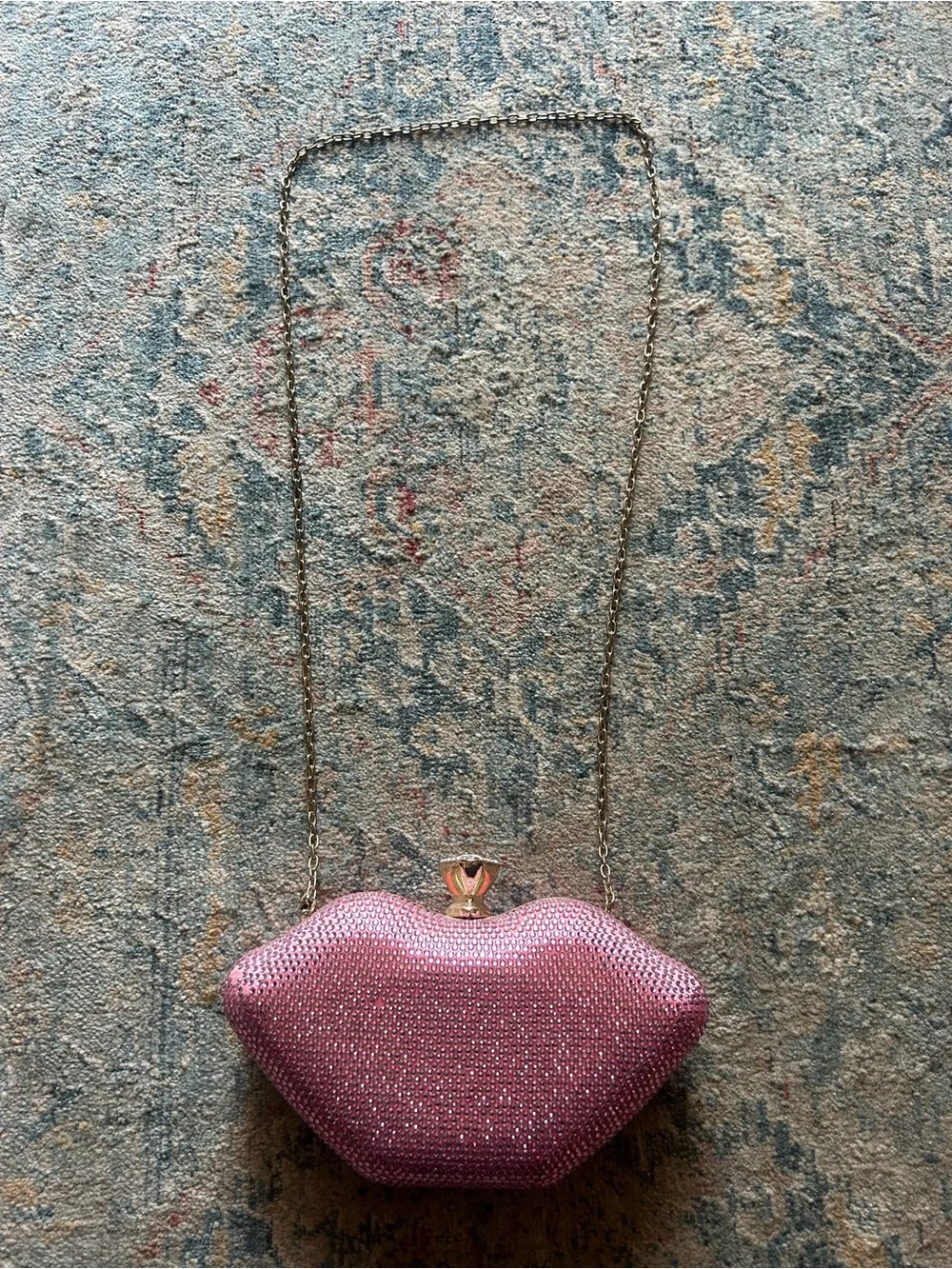 Pink Crystal Lip-Shaped Evening Clutch